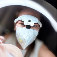 Юлия — наращивание ресниц + оформление бровей в Тобольске