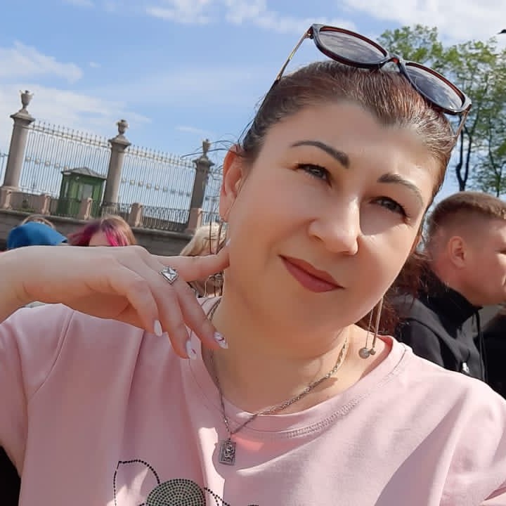 Точка Маникюра