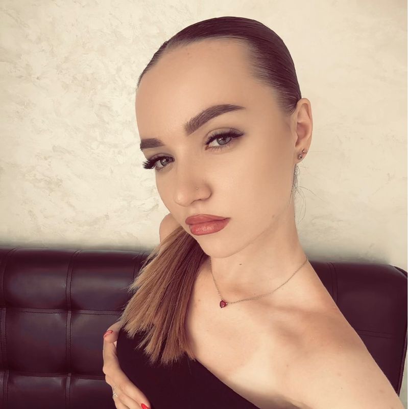Яна