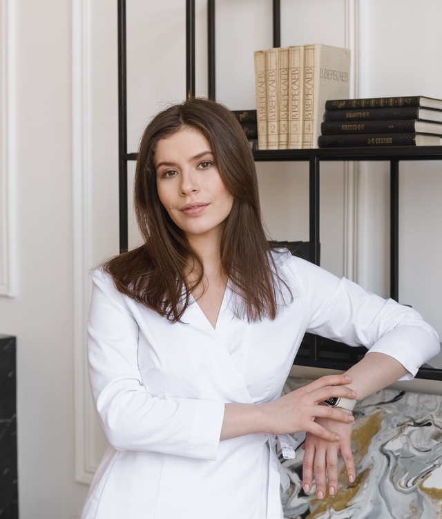 Ekaterina Shabatko COSMETOLOGIST