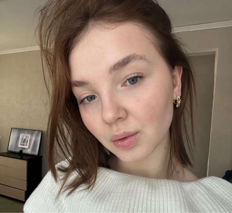 Полина