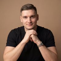Никита — бритьё бороды в Сочи
