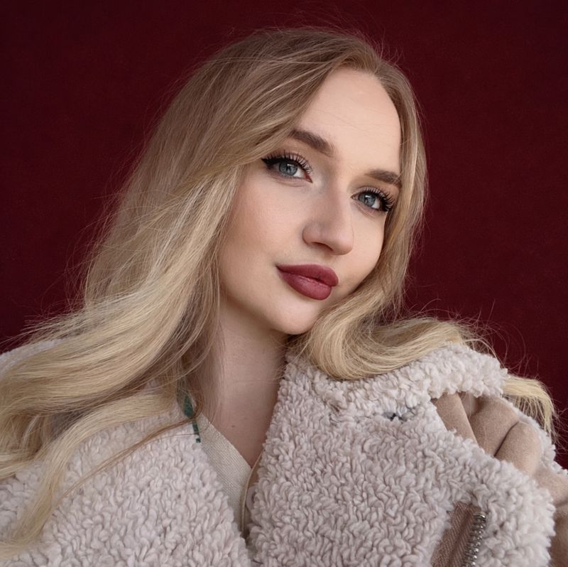 Полина