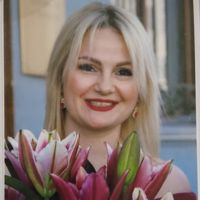 Карина — мытьё головы в Калуге