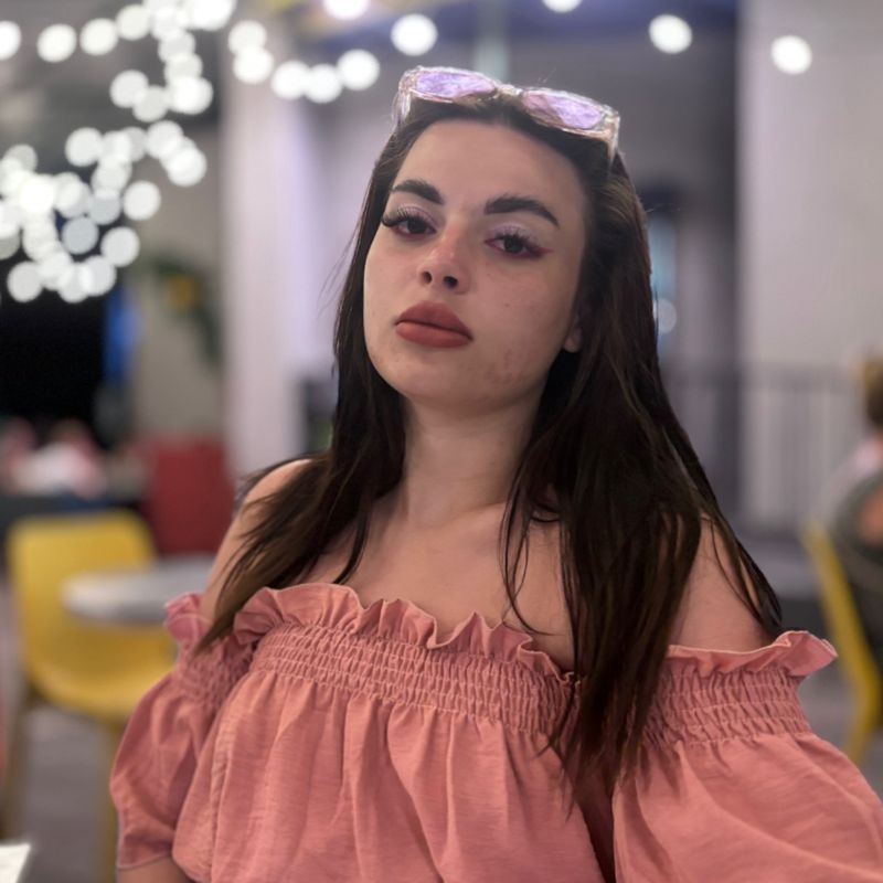 Алина
