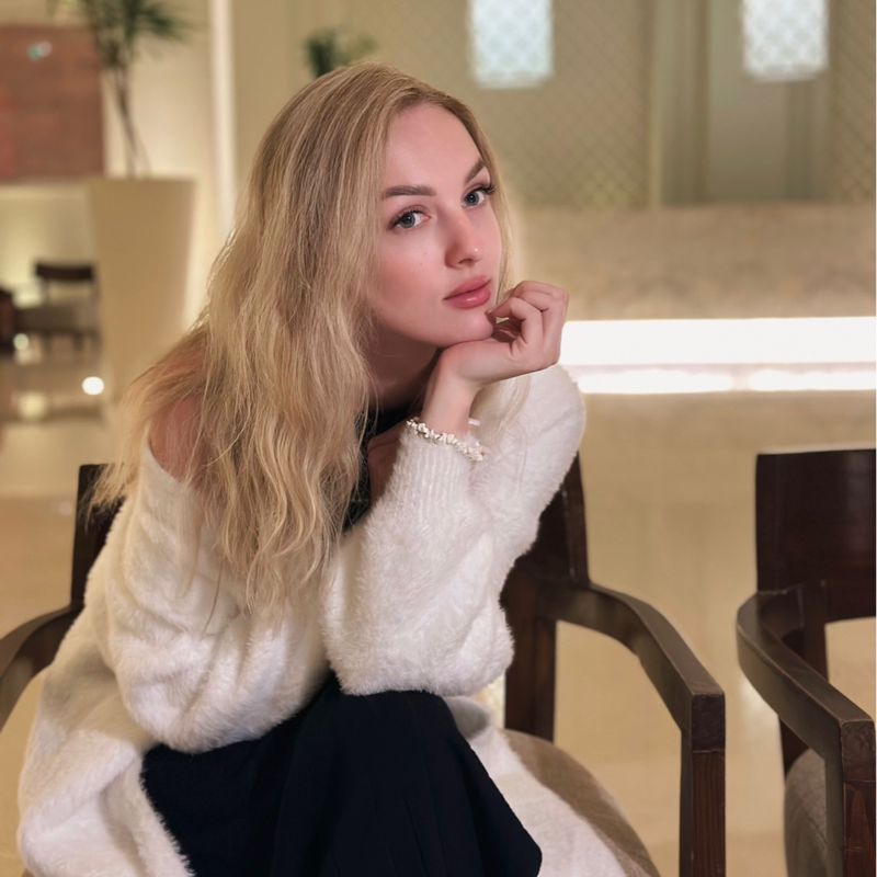 Яна