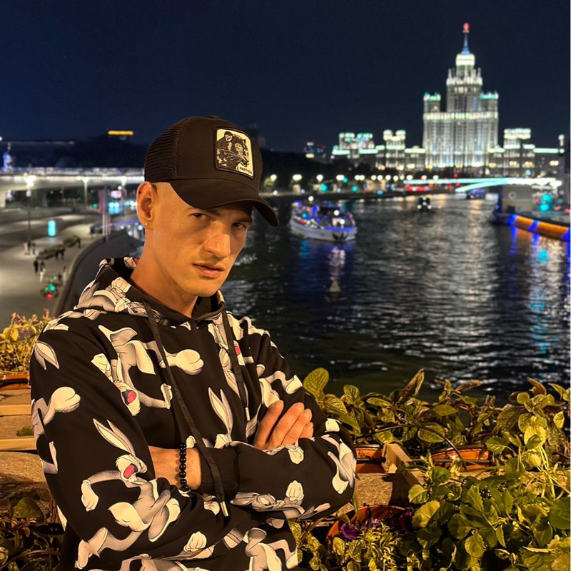 Михаил Зыков