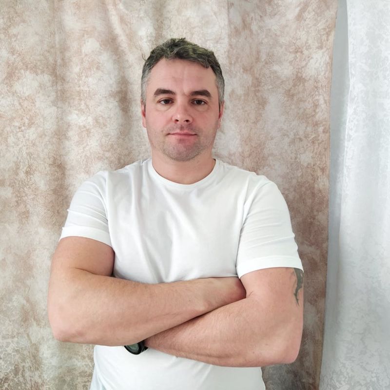Роман Семёнов