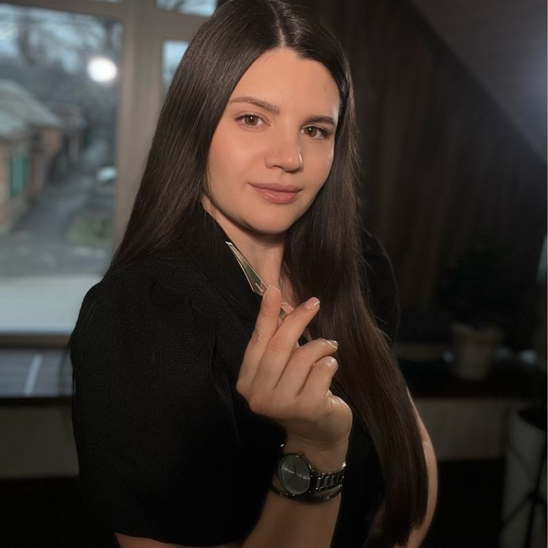 Яна Василенко