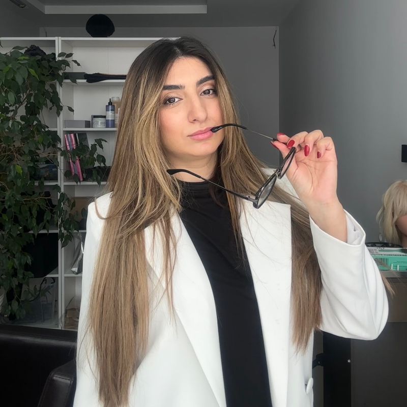 Ани