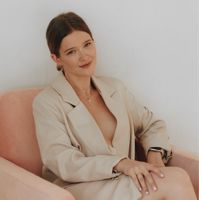 Анастасия Поварич — японский маникюр в Астрахани