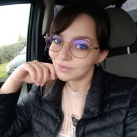 Верина Юлия — коррекция наращенных ногтей в Иваново