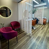Уютная студия красоты — мытьё головы в Тюмени