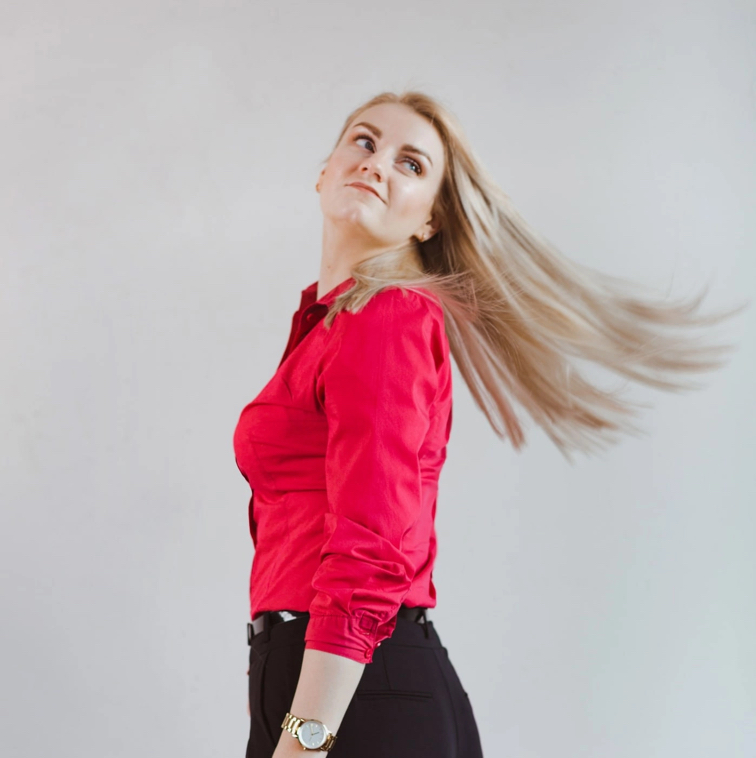 • Анна Абдулина •