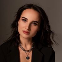 Анна Мартынова — плетение кос в Красноярске