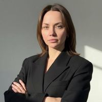 Алена Вардугина — осветление волос в Тюмени