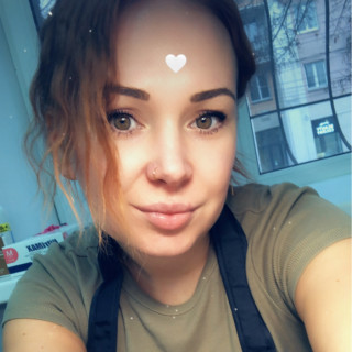 Яна Лёшина