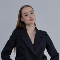 Кристина — коррекция наращенных ногтей в Костроме