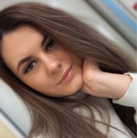 Вика Рязанова — коррекция бровей в Челнах