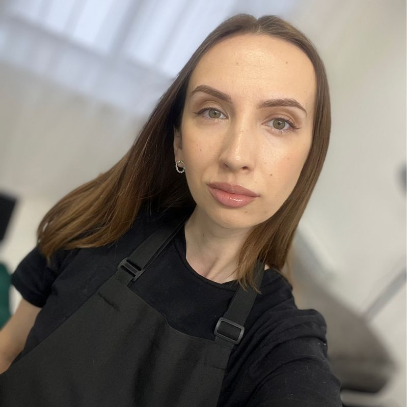 Горлина.Брови