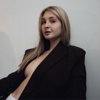 Алина Вейзе — оформление бровей в Ярославле