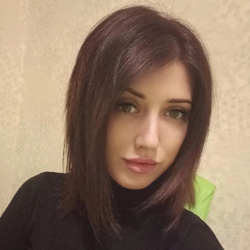 Викуля Мельникова