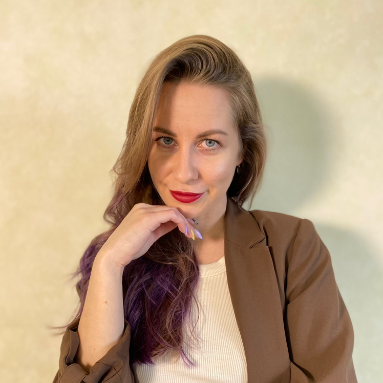Алина Иванова