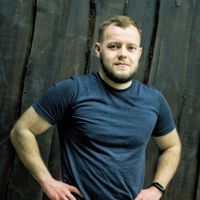 Дмитрий Прокопьев — пирсинг в городе Полевской
