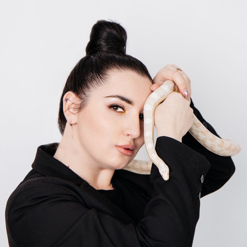 FRIDA институт Lash-направления  и бьюти индустрии Абрамовой Людмилы