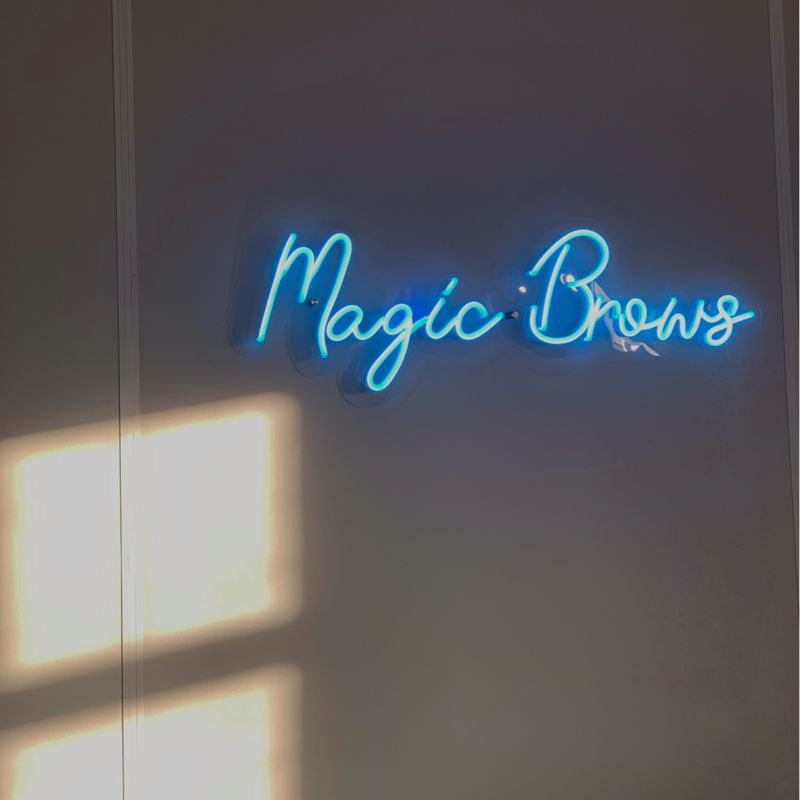 MAGIC BROWS