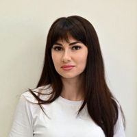 МАРИЯ  ЮДИНА  DEMETRIUS — плетение кос в Тюмени