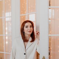 Елена Сагдеева — выход из чёрного в Екатеринбурге