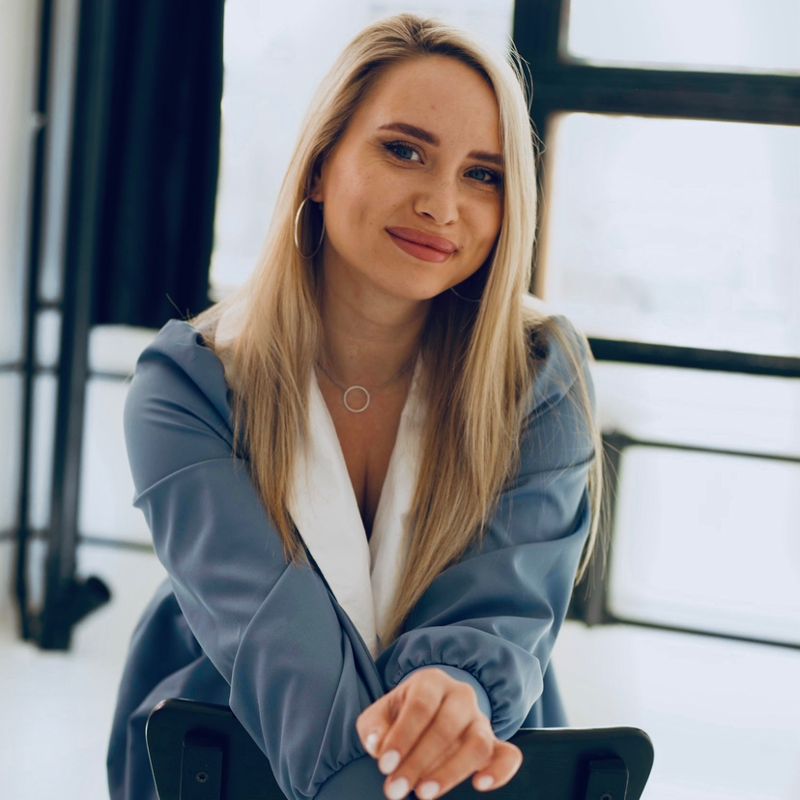 Алена Зуева