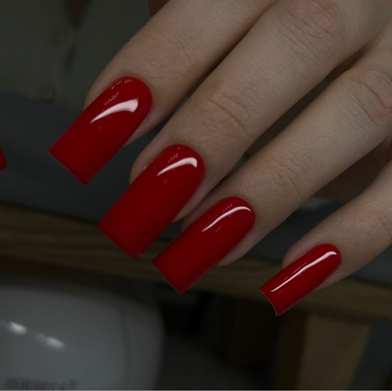ZE Beauty Nail