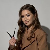 Гордиенко Алина — коррекция бровей в Барнауле