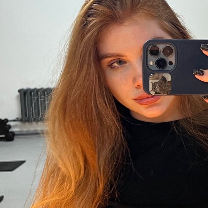 Полина