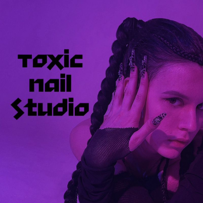 Toxic studio