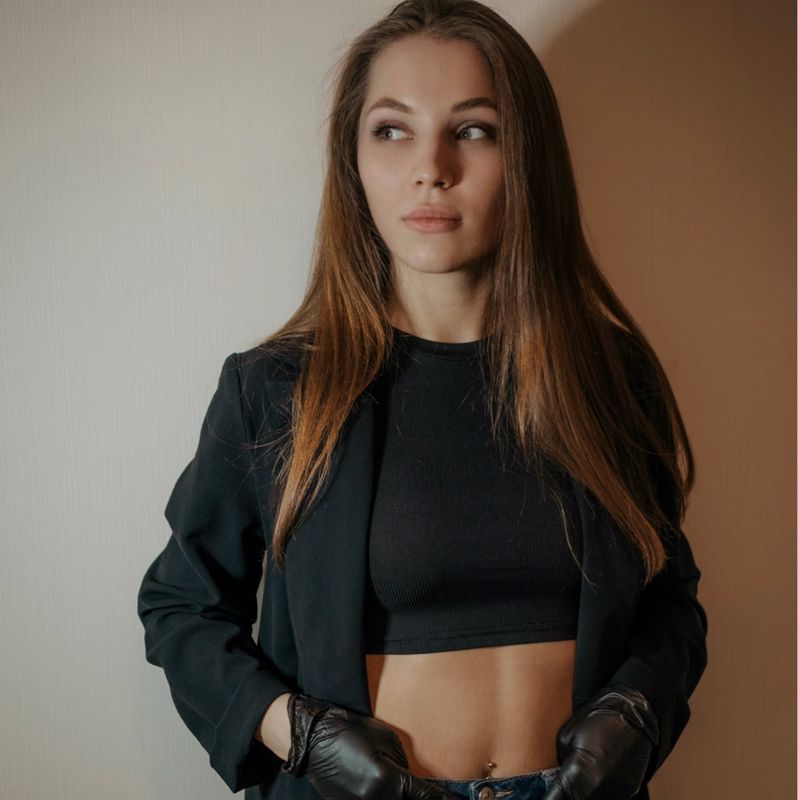 Оля Макарова