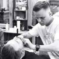 Shep_Barber — тонирование бороды и усов в Москве