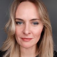 Барбер Базуева Лиана — стрижка кончиков в Самаре
