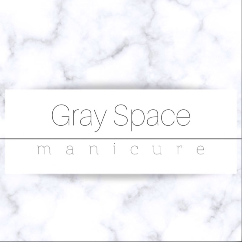 Gray Space manicure