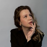 Маргарита — коррекция бровей в Астрахани