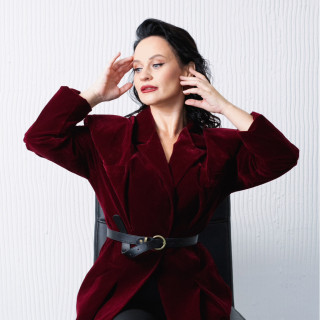 ЮЛИЯ ГУСЕВА