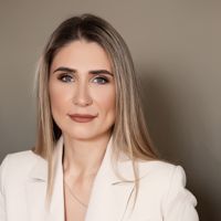 ДЕМЧЕНКО ИРИНА — наращивание ресниц + оформление бровей в Омске