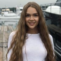Ксения Рассохина — долговременная укладка бровей в Иркутске