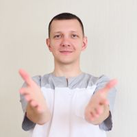 Золотые руки — массаж спины в Тюмени