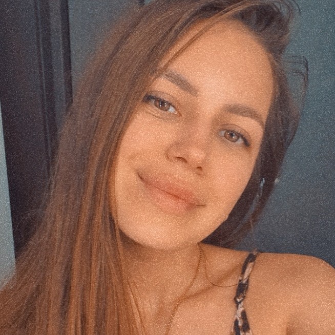 Полина Медведева