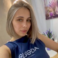 Анастасия — стрижка усов в Сургуте