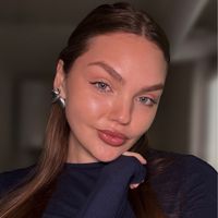 Ксения Самойлова — ламинирование бровей в Томске