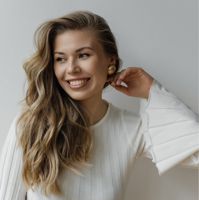 Алина Гусманова — локоны в Рязани